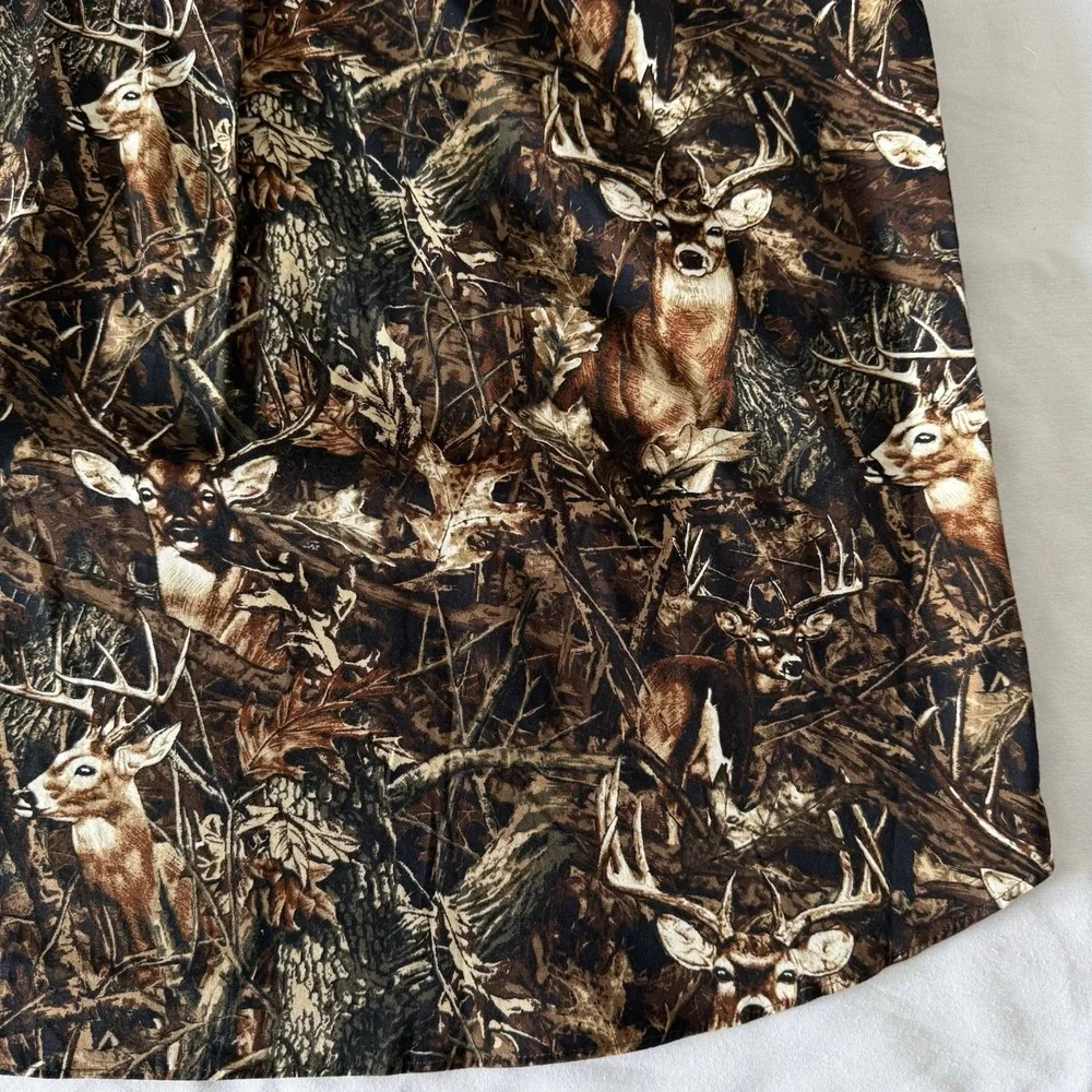 RedHead Camo Deer Print Long Sleeve Button Down Large Outdoor Whitetail Hunting